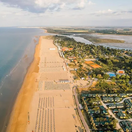 Near With Pool Access * Bibione